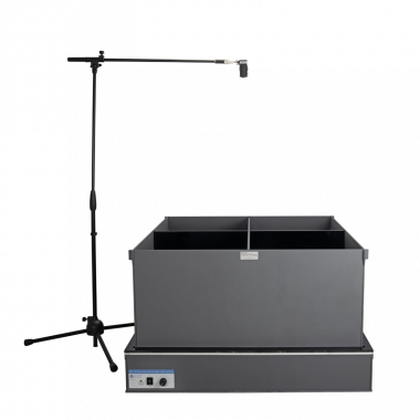 47150 IR Open Field on LUX with tripod and camera