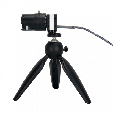 47400-040 Camera on optional tripod